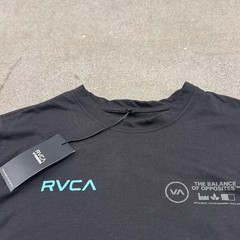 Rvca The Balance Of Opposites Shirt Mens Medium Black Regular Fit Sports Tee