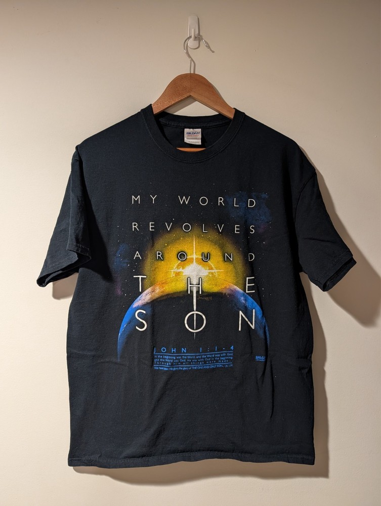 Kerusso Shirt Mens Large My World Revolves Around The Son Christian John Verse