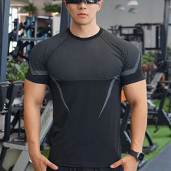 2025 New compress Men’s T-shirts Fitness Tops Men Sports tights elastic training
