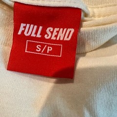 NWT FULL SEND Unisex Cream Short Sleeve Graphic Logo Tee Shirt – Size Small