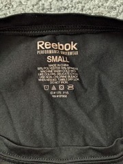 REEBOK PERFORMANCE GYM UNDERWEAR MEN SMALL SHORT SLEEVE CREWNECK SHIRT BLACK