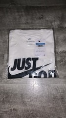 NEW Nike ‘JUST DO IT’ Crew T-Shirt, White with Black Logo, Medium