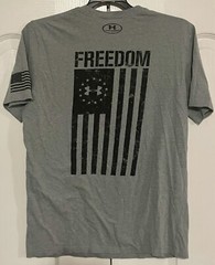 Under Armour UA Men’s Freedom Flag Cotton Graphic T-Shirt Gray Size M