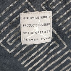 Jordan Men’s Large Black Graphic T-Shirt Geometric Pattern Jumpman Logo • Read