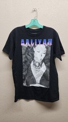 Aaliyah T-Shirt Size M black Shirt With Purple, Pink And White Print Hip-Hop…