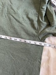 Gildan Men Crewneck Shirt Size Medium Green Short Sleeve Cotton Blend