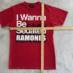 The Ramones T-Shirt ‘I Wanna Be Sedated’ Graphic Band Tee Size Medium