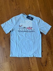 Vineyard Vines – Swimming Whales Short-Sleeve Pocket Tee Jake Blue Size Boys Lg