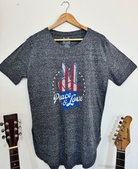 Royce Brand Mens T-Shirt XL Gray Peace Love USA Flag Scallop Hem Longline Grunge
