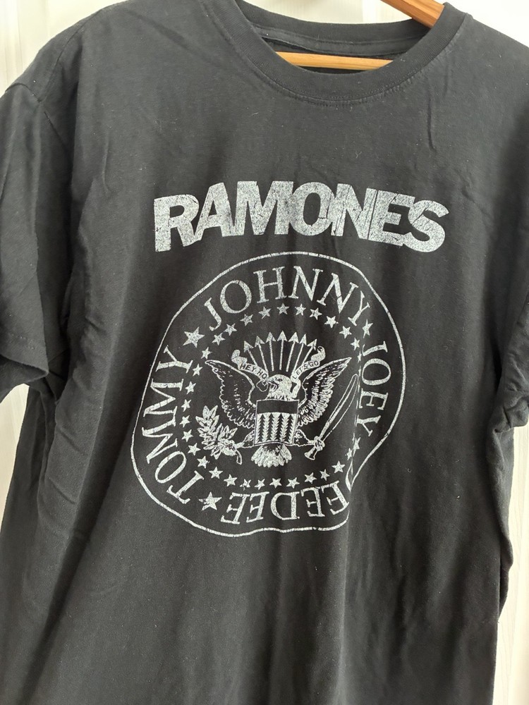 Ramones Retro Punk Graphic T-shirt Men XL Black Short Sleeve Music
