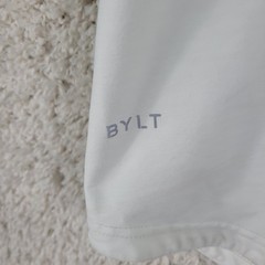BYLT Raglan Shirt Adult M White Green Good 3/4 Sleeve Curved Hem Cotton Blend