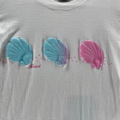 Vintage 90s Kauai Shirt Adult Medium White Single Stitch Sea Shells Cotton Crew