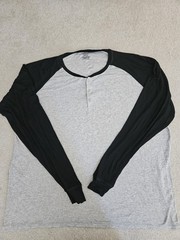 Hanes Mens Raglan Henley Shirt XXL Long Sleeve Gray/Black Loungewear NWT
