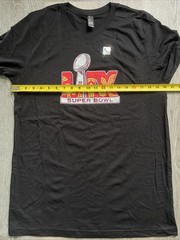 NEW 2025 SUPER BOWL LIX Philadelphia Eagles Kansas City Chiefs T Shirt Tee LARGE