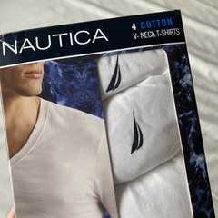 NAUTICA Men L 4 Pack White Soft Cotton Crew Neck T Shirts w Logo Tag Free