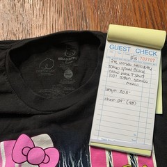 Hello Kitty Racing T-Shirt 2XL Black Sanrio Tokyo Speed Graphic Tee