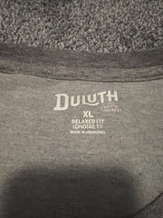Duluth Shirt Mens XL Gray Regular Fit Henley Neck Pocket Longtail Tee Button