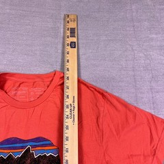 Patagonia Mens Orange Fitz Roy Bear Organic Crewneck Slim Fit T-Shirt Size M