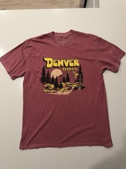 Denver Beer Co Graphic Tee Mountain Scene Washed Red XL Pre-Owned