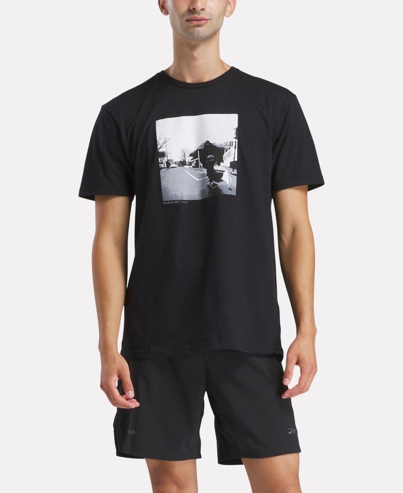 Reebok T-Shirt Men’s Black Graphic Print Short Sleeve Crew Neck Pullover FTS806