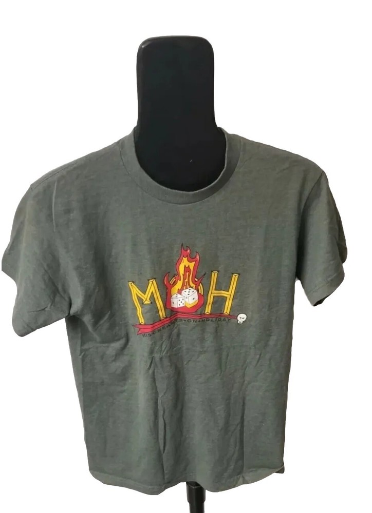 Fruit of the Loom Best Miscreants On Holiday Men’s Size Medium Suburbium T-shirt