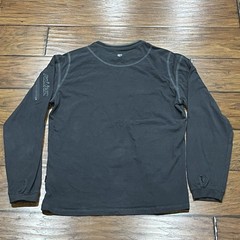 KUHL Kommando Crew Long Sleeve Shirt Mens S Large Gray Thumb Loops Wildfibre