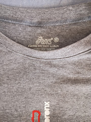 ASICS 2005 New York City Marathon T-Shirt -MENS LARGE-GRAY -preowned-