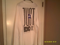 NEW NIKE SPORTSWEAR “Brand Riffs LS Tee” MEN’S WHITE MULTI-COLOR T-SHIRT 2XL