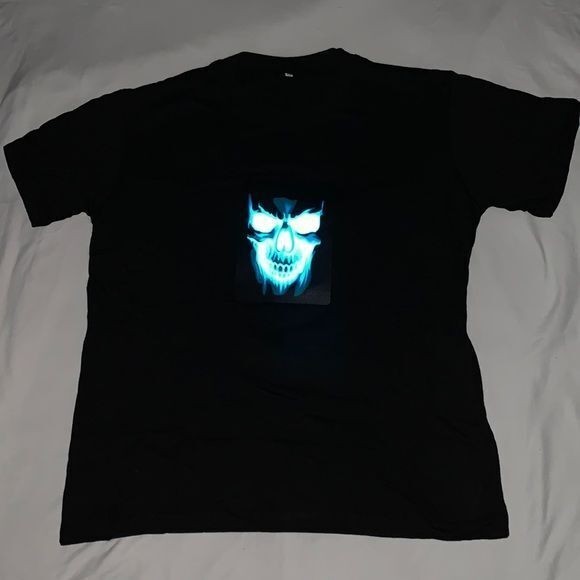 El Flashing Sound Activated LED T-Shirt Skull Black Short Sleeve Size Large