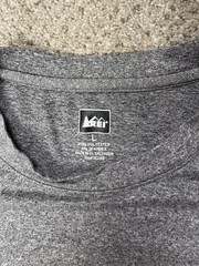 REI Long Sleeve Mens Large Base Layer Shirt Performance Gray Hiking Outdoors