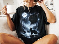 Black Cat Howling at the Moon Shirt Funny Halloween Cat Lover Gift