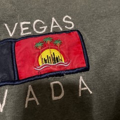 Grey Las Vegas Nevada T-shirt Size XL Embroidered