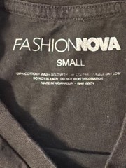 Fashion Nova Beauty Black Graphic T Shirt Minimalist Face Graphic Text Sz Small