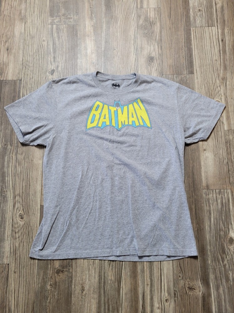 Batman T-Shirt Mens XL Gray Classic Logo DC Comics Superhero Tee Retro