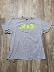 Batman T-Shirt Mens XL Gray Classic Logo DC Comics Superhero Tee Retro