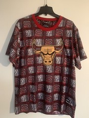 Chicago Bulls Two Hype Original 90’s Kente Letter Performance T-Shirt – XL