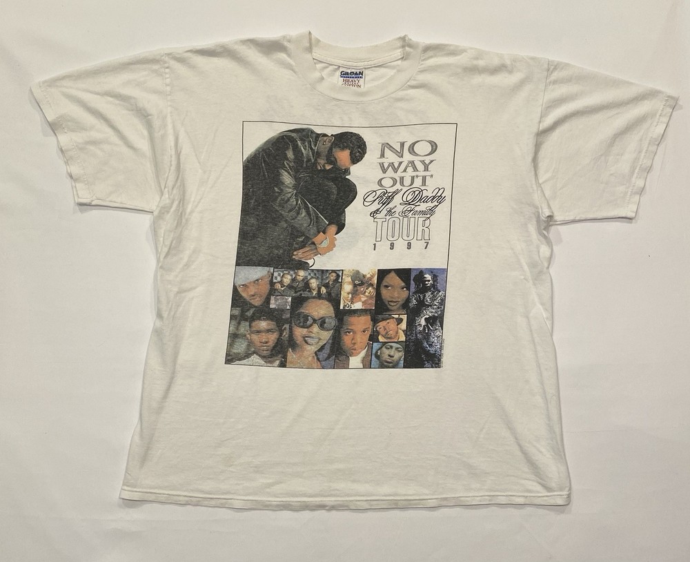Vintage Puff Daddy & The Family 1997 No Way Out Tour T-Shirt Size XL Rap Tee 90s