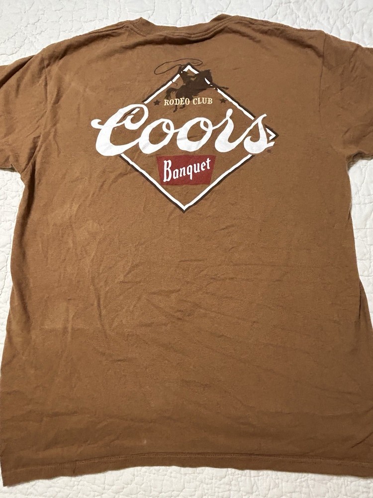 Tee Luv Men’s Size M T-Shirt Coors Banquet Team Rodeo Tan