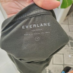 Everlane Pocket T-Shirt Casual 100% Cotton Everyday Slate Gray Mens Small Comfy
