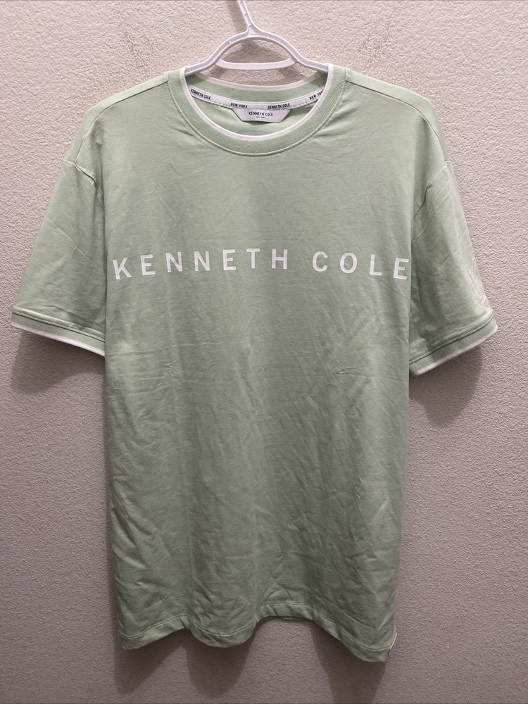 Kenneth Cole Men’s XL Green Short Sleeve Crew Neck Chest Text Logo T-shirt NWT
