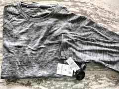Kenneth Cole Active Tech Long Sleeve Crew Neck Tshirt Medium $59 MINT FREE SHIP!