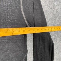 Volcom Mens Thermal Shirt XL Black Waffle Knit Long Sleeve Asymmetrical Hem