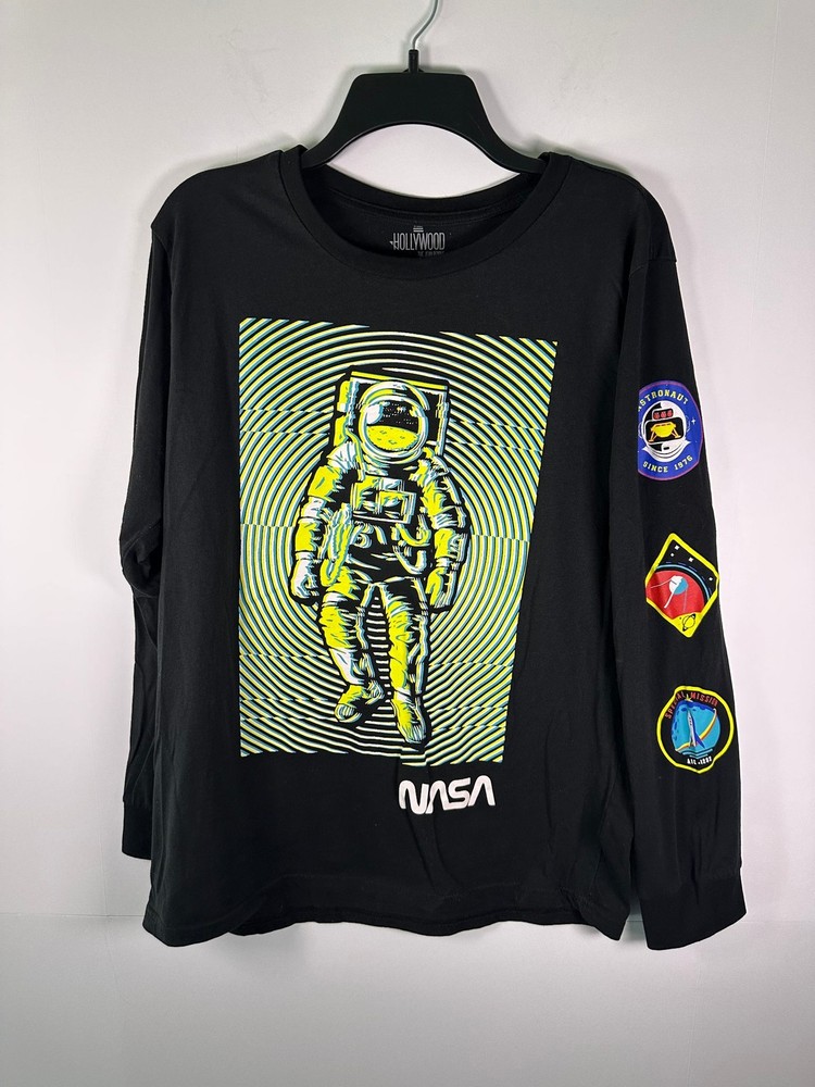 Hollywood T-Shirt Mens XL NASA Astronaut Long Sleeve Black Graphic Tee NASA Logo