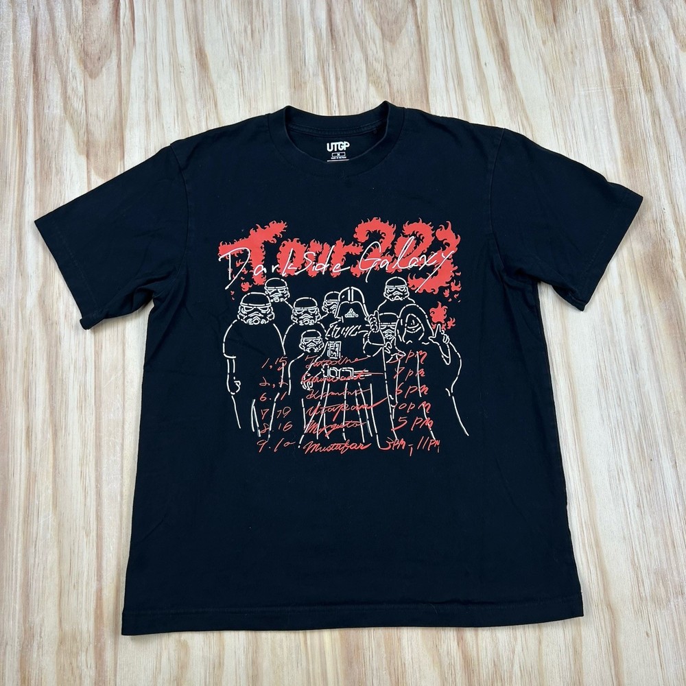 Star Wars Uniqlo Black T-Shirt Darth Vader Dark Side Galaxy Medium