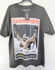 NWT Muhammad Ali 1964 Short Sleeve Sz L Legend Boxer Heavyweight champion Shirt