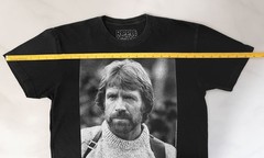 Chuck Norris™ 2011 Fan T-Shirt Mens Small (Sergeant Eddie Cusack)