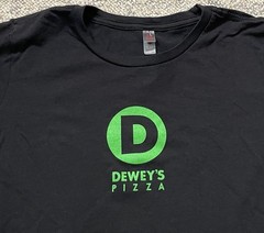 Dewey’s Pizza Women’s Black T Shirt Staff Tee Dew More Sz L (fits smaller)
