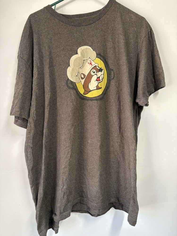 Buc-ee’s T Shirt Gray Louisiana theme 2XL