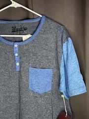 Brooklyn Cloth Men’s Henley T-Shirt XL Gray Blue Pocket Short Sleeve NWT