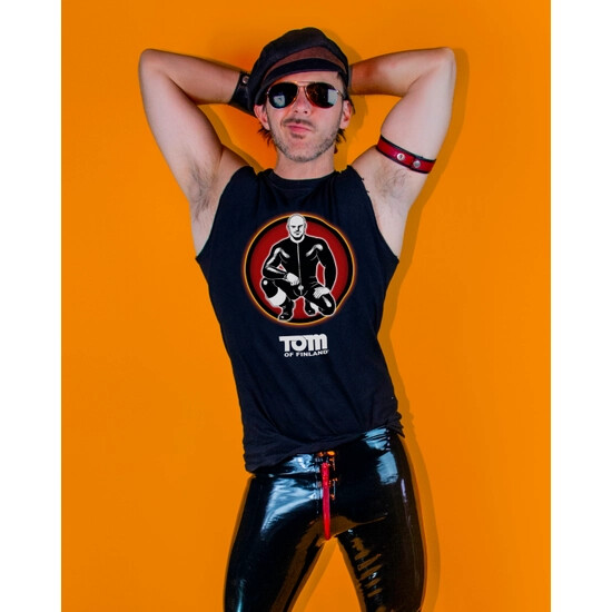 TOM OF FINLAND THE RUBBER MAN MENS T SHIRT BLACK TEE SHIRT GAY CULTURE T-SHIRT